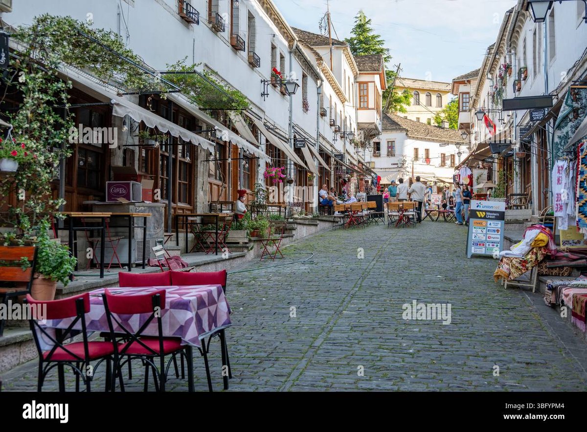 How Old Is Roronoa Zoro in Tokyo Revengers If He Isnt There?